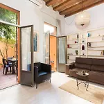 Montaber Apartment - Trafalgar