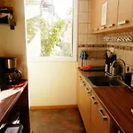 Barcelona Central Garden Hostal
