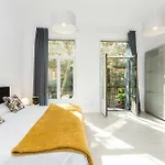 Montaber Apartment - Trafalgar