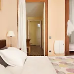 Mariarooms Hostel