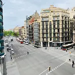 Super Balmes Guest House