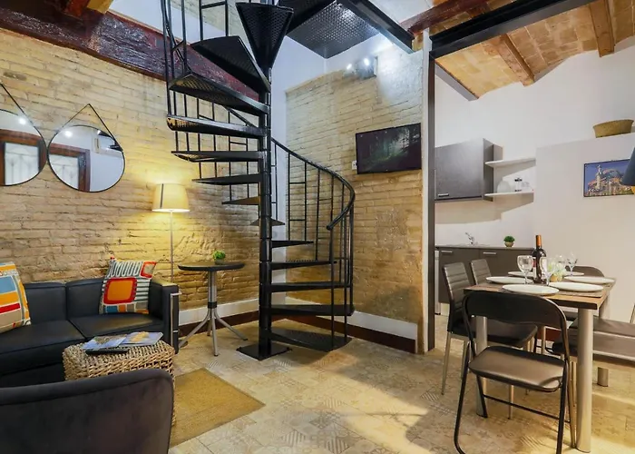 New Listing Duplex Near The Beach Barceloneta