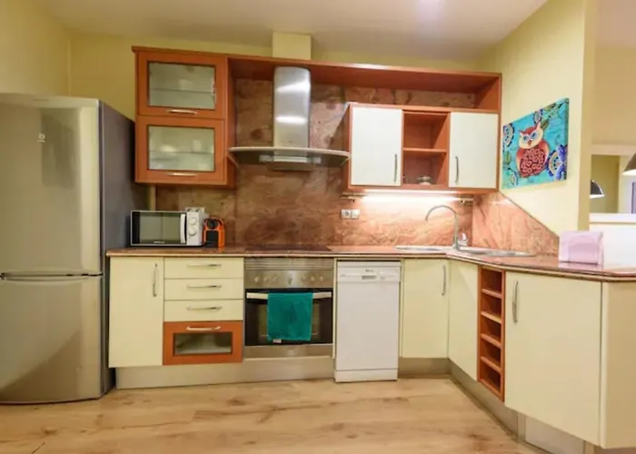 Ramblasrentals Chic & Spacious Flat Pool Table 15M Ramblas - Parking - Wifi