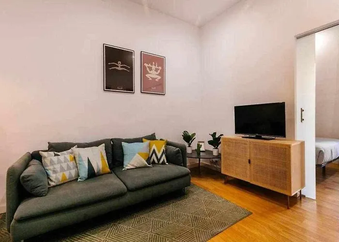 Cozy & Central Apartment
