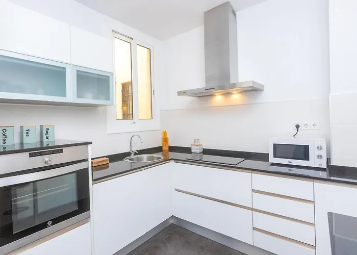 Apartment Eix-Dret-Roger de LLuria-Valencia