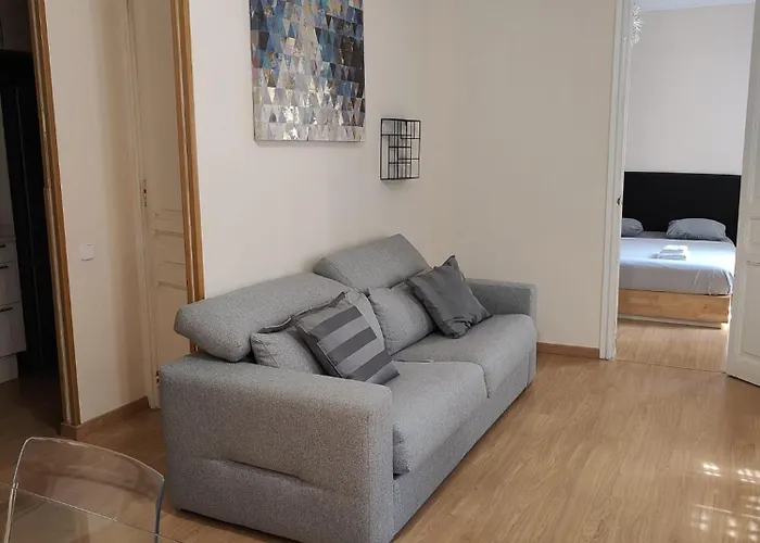 Elegant Apartment Rambla Badal