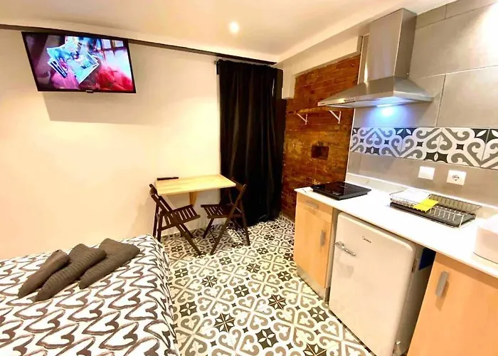 B4 Estudio Nuevo! Cocina Y Bano Privado! A 1 Calle Del Metro