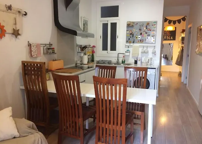 Sagrada Familia- Centric Apartment