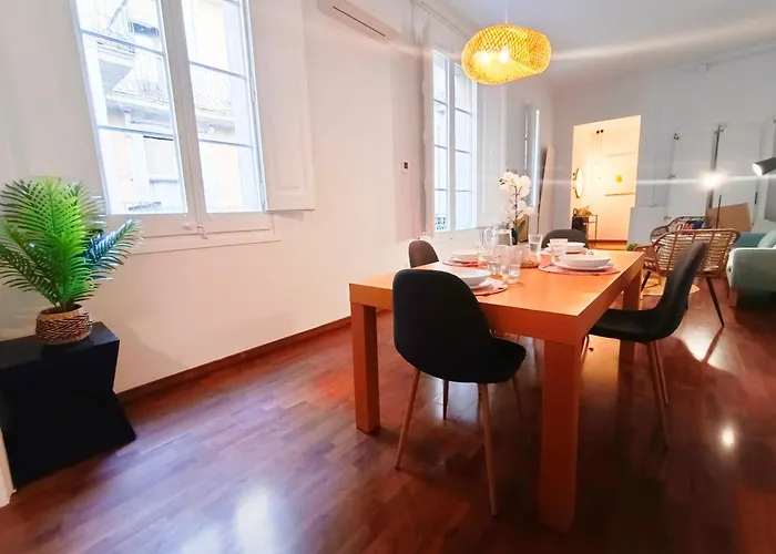 Heart Of Ghotic Private Rooms