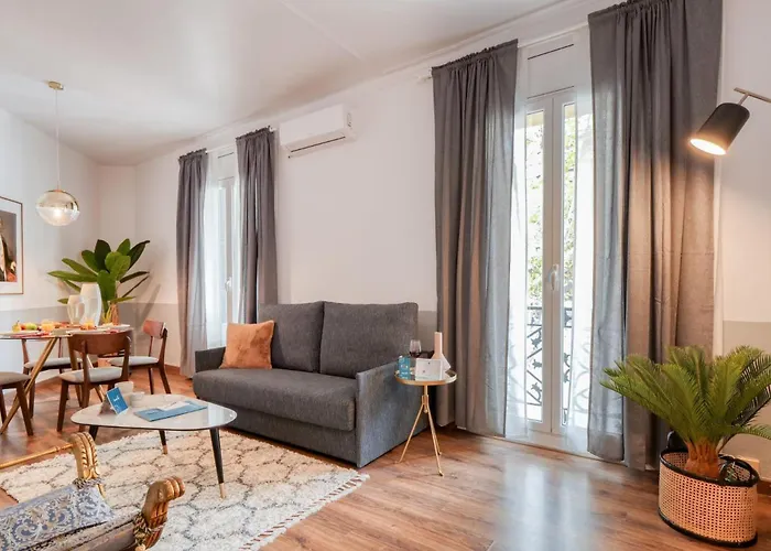 Apartment (92 m²), 3 Schlafzimmer und 2 eigene Badezimmer in Eixample