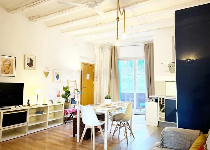 Modern Flat Poble Nou