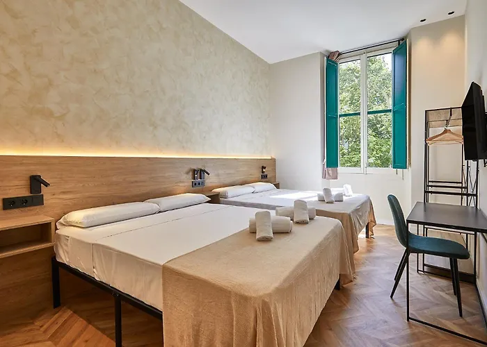 Hostal Parisien