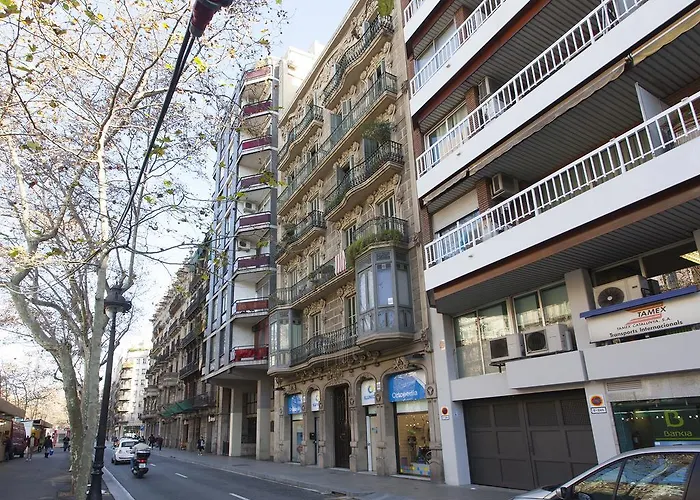 Gran Via City Center Apartment