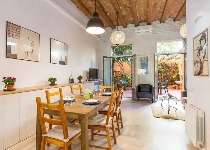 Montaber Apartment - Trafalgar