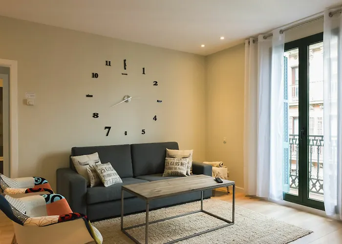 Four Petals Barcelona Boutique Apartments