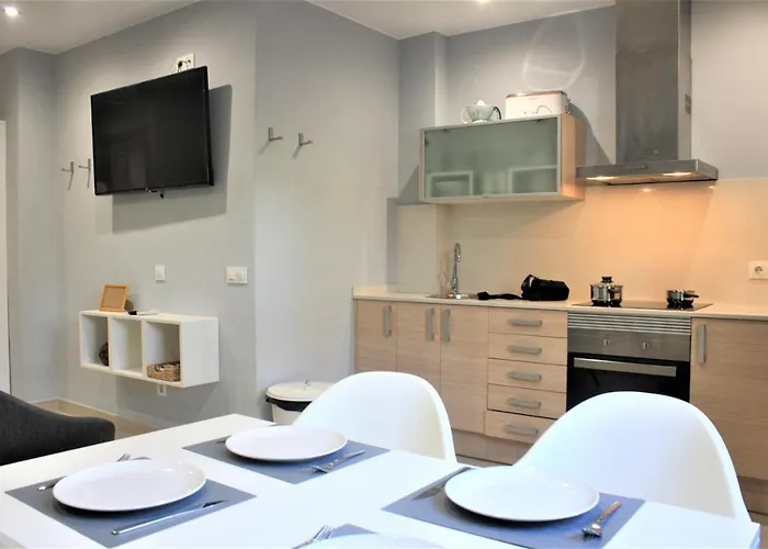 Alguera Hola Apartments