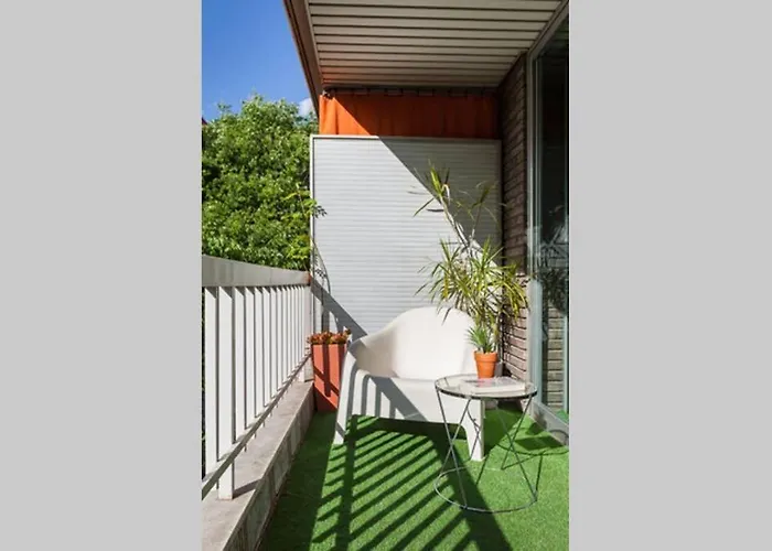 Art House Renoir Plaza Universitat Sant Antoni