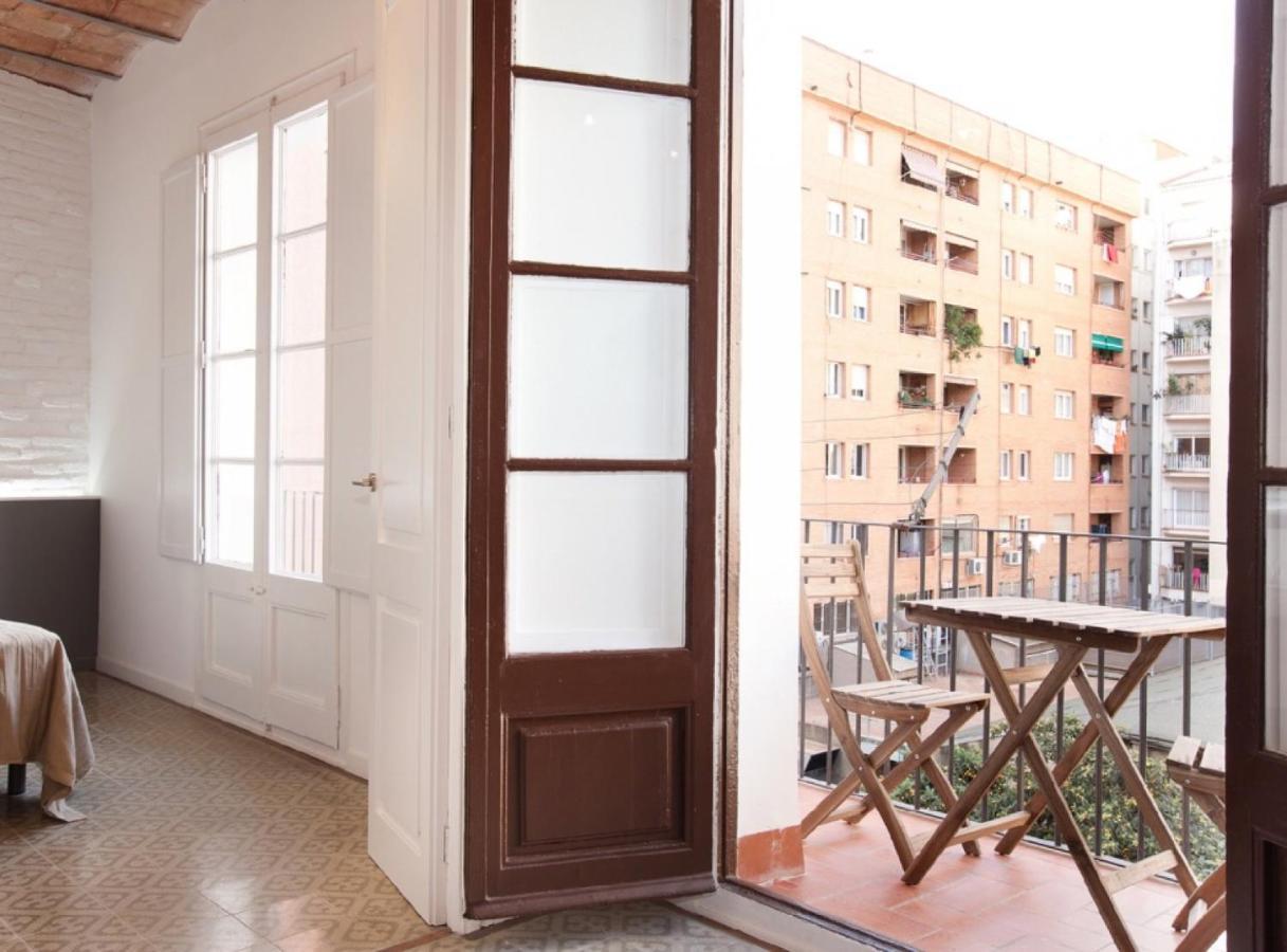 Napoles - Modernist Flat Close To Sagrada Familia * Barcelone