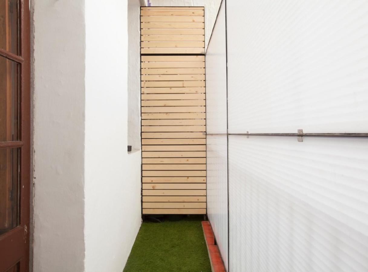 Borrell - Near Ramblas * Barcelona