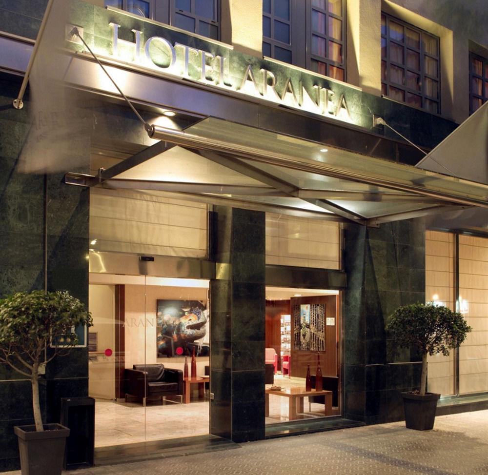 Hotel Aranea 3*