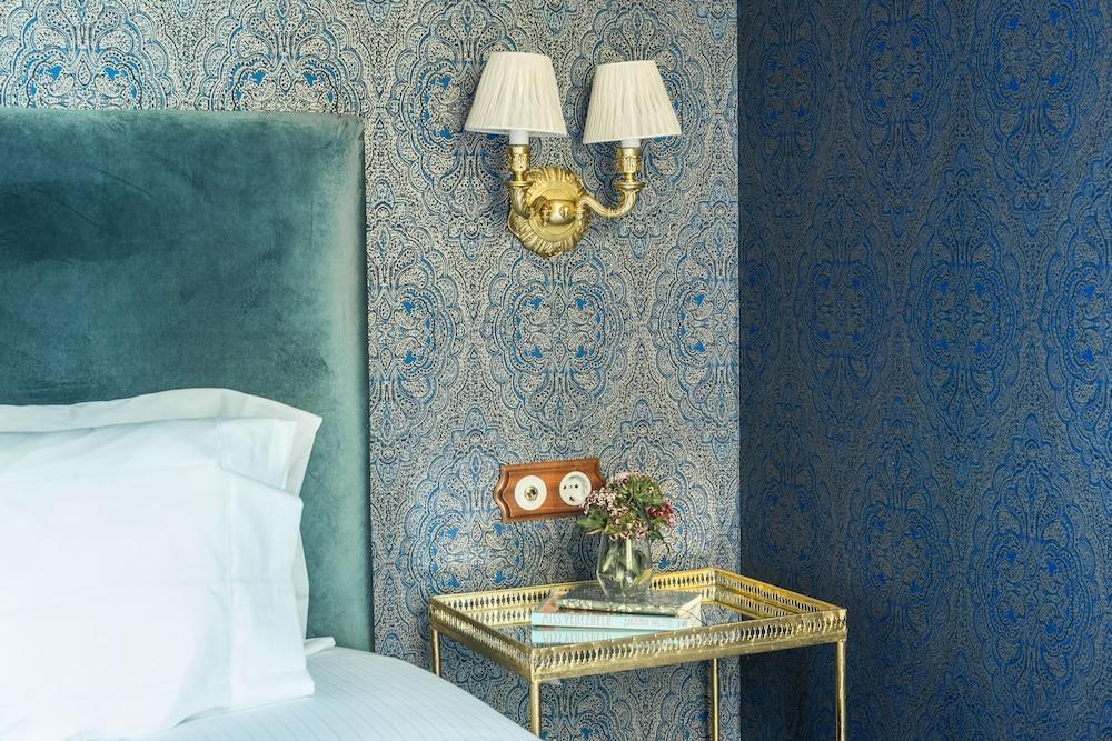 Thesuites
