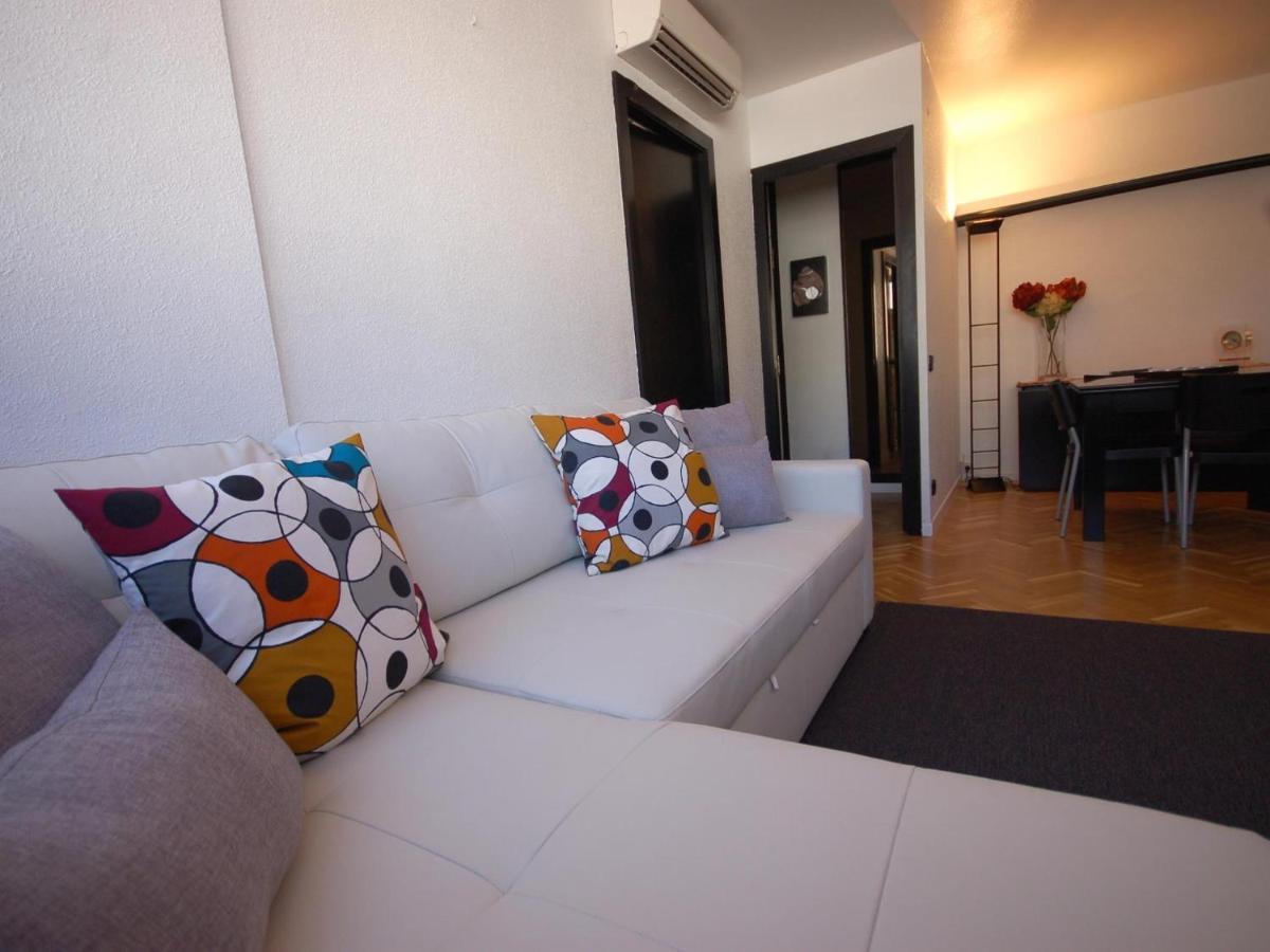 Lets Holidays In Sant Marti Appartement *