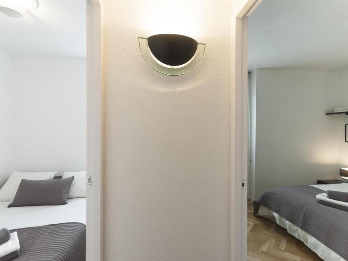Lets Holidays In Sant Marti Appartement *