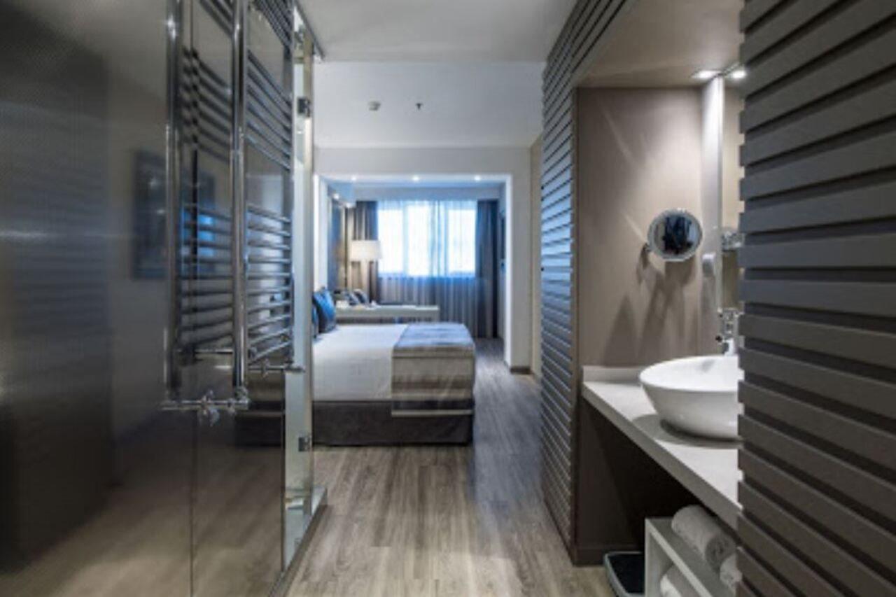 Hotel Catalonia Square 4* Sup 4*