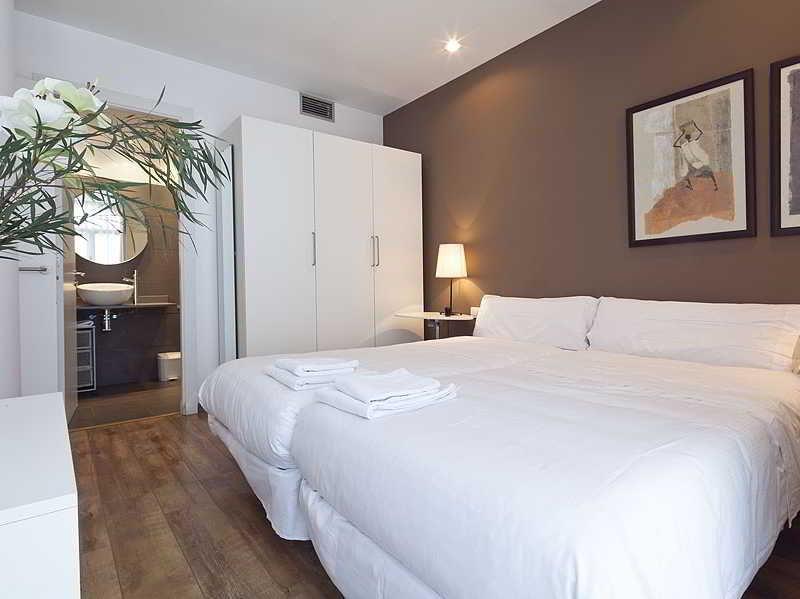 Inside Sants Apartment