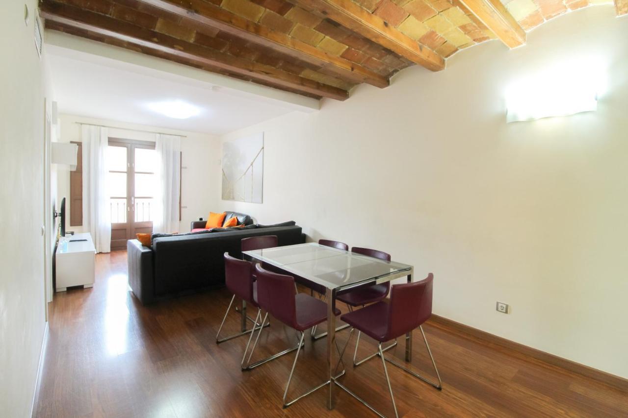 Apartment Girona 108 *