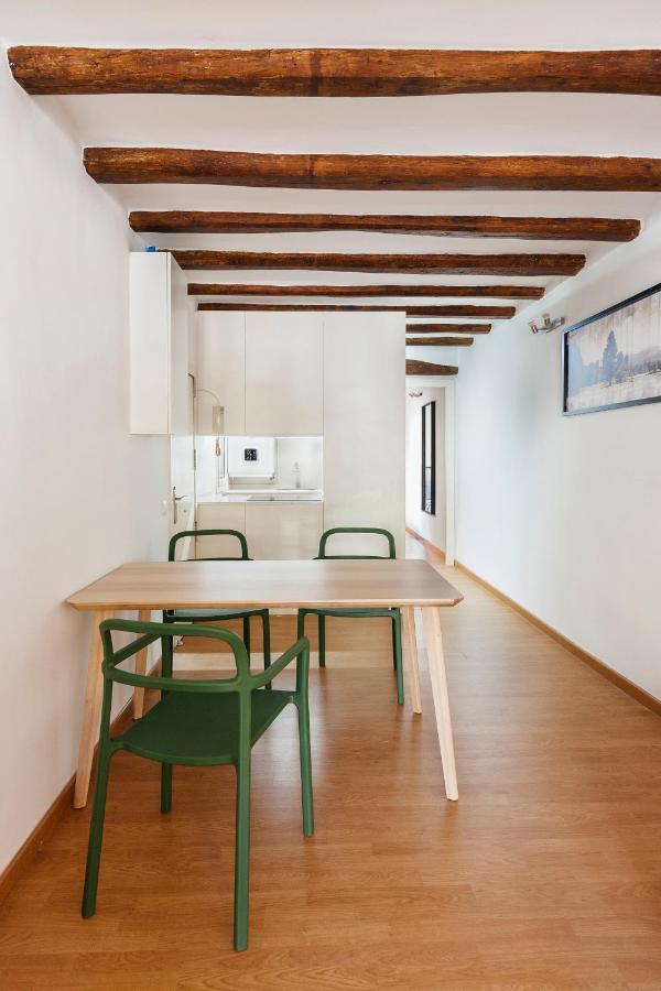 Cozy Rambla Del Raval Apartment