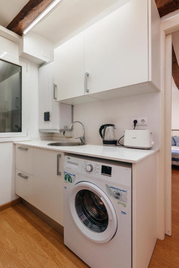 Cozy Rambla Del Raval Apartment