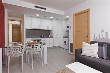 Bbarcelona Gaudi 4* Barcelona