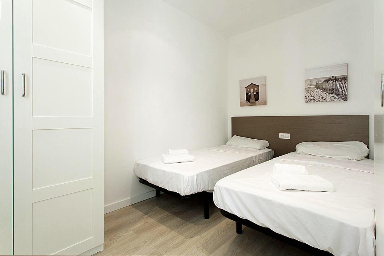 Miquel Angel - Apartment In Sants Large Community Terrace Apartment