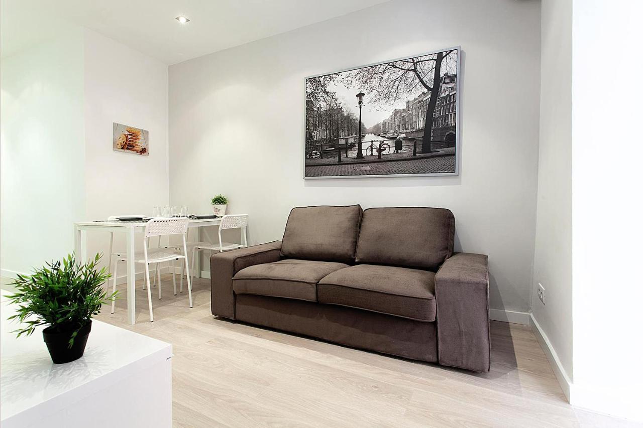 Miquel Angel - Apartment In Sants Large Community Terrace Apartment Barcelona