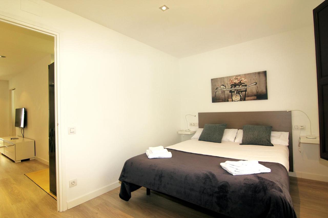 Miquel Angel - Apartment In Sants Large Community Terrace Apartment