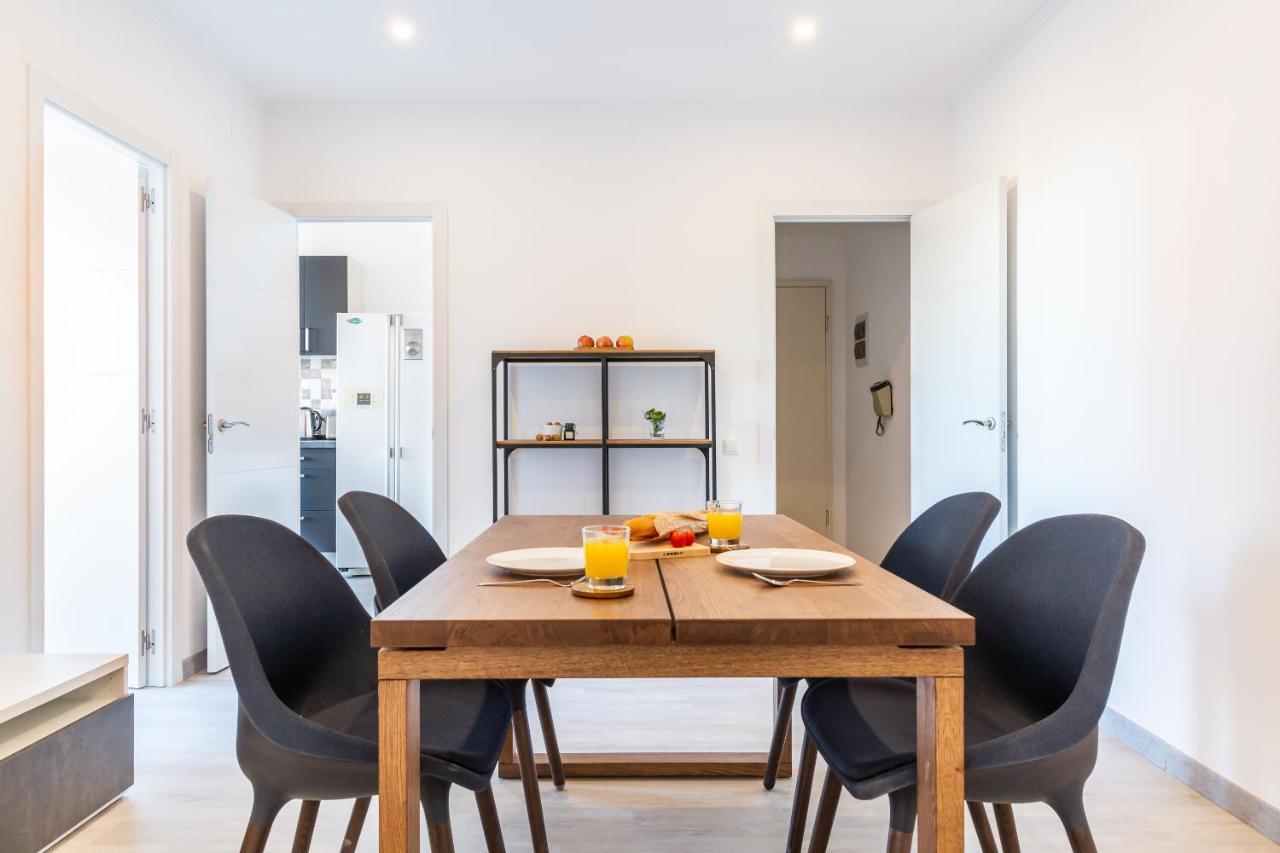 Appartement 3Br - 2Bh Sunny And Spacious Apartment 10 Min Walk From Beach