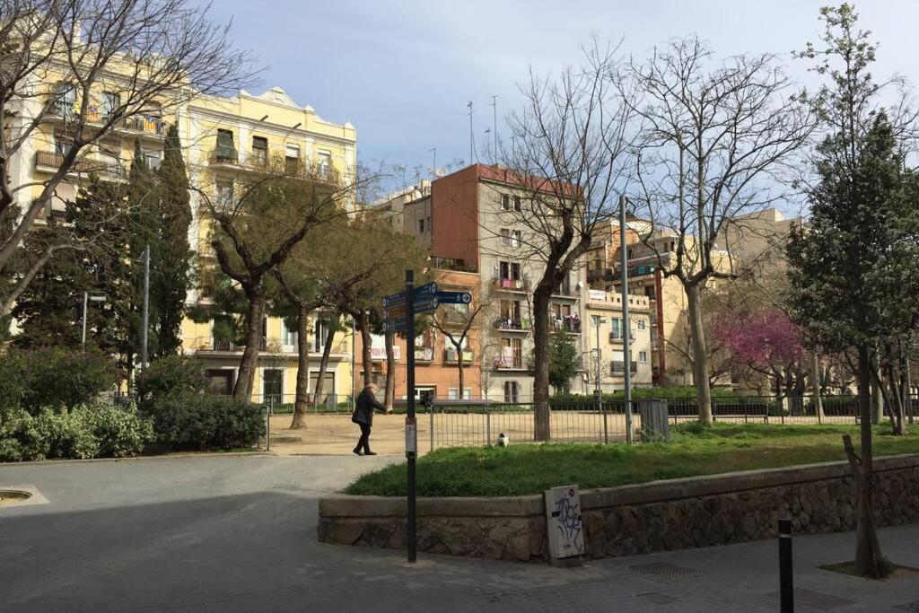2 Bedroom Sants *