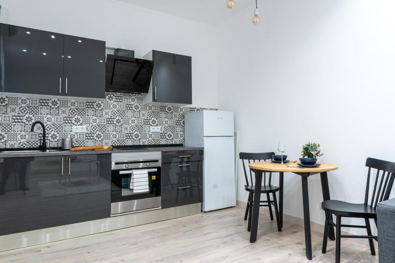 Cozy Studio 5 Min From Camp Nou Appartement Barcelona