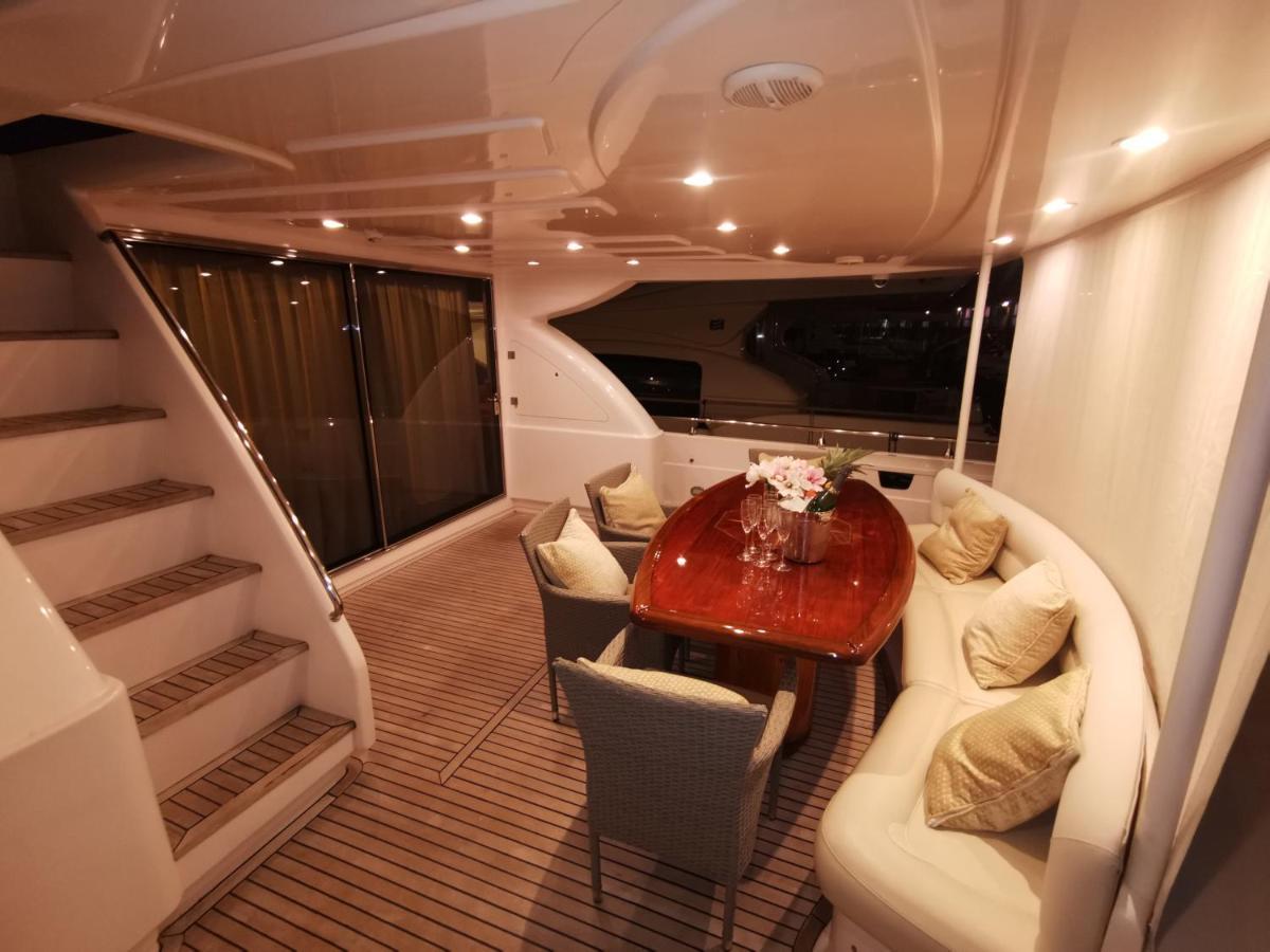 Rent Luxury Motor Yacht