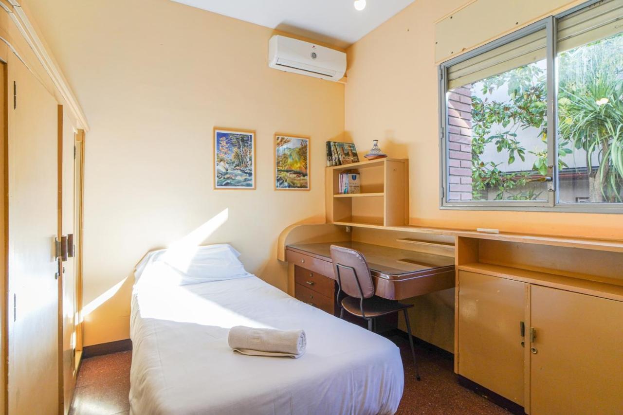 Pool House Apartment Barcelona