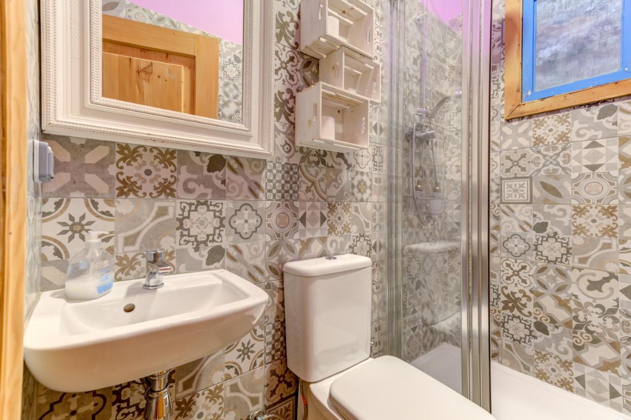 Hostel Factory Suites Barcelona *