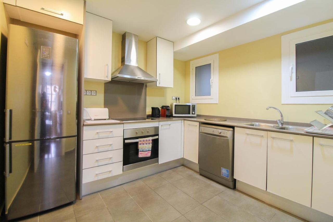 Apartment Girona 108 *