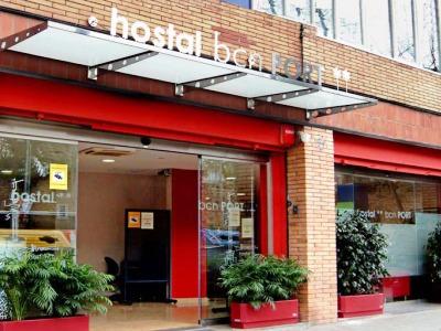 Yomo Bcn Port Gasthof 2*