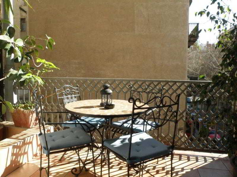 Casa Consell Gran Via, Gasthof 2*