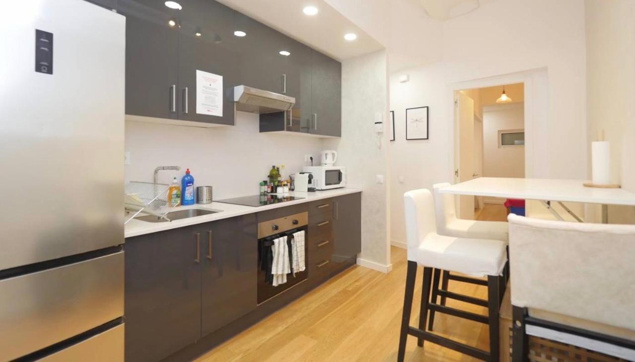 Old Town 4-bedroom Appartement
