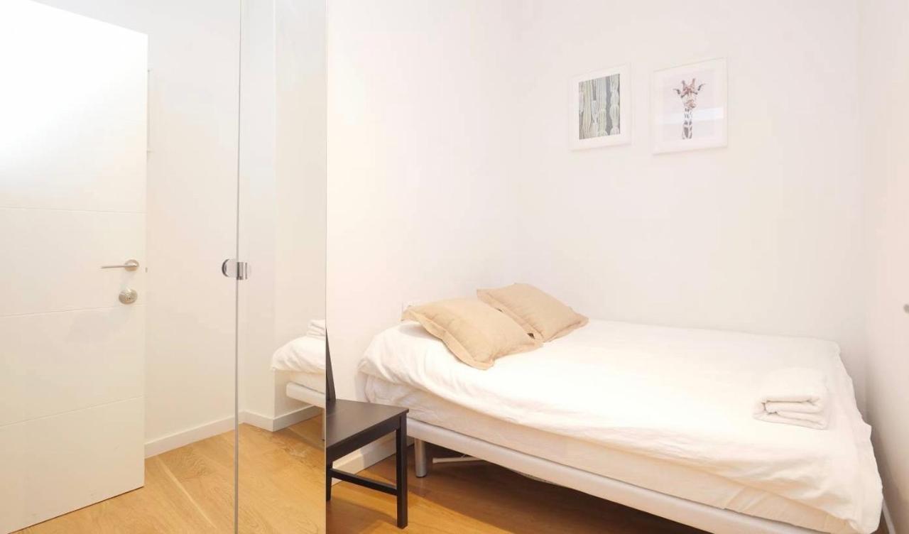 Old Town 4-bedroom Appartement