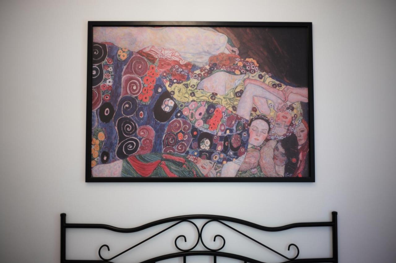 Eixample - Pova Appartement