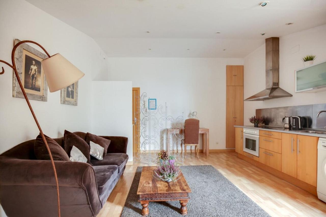 Apartment Fabulous 2 Bed With Terrace Close To Plaza Espana