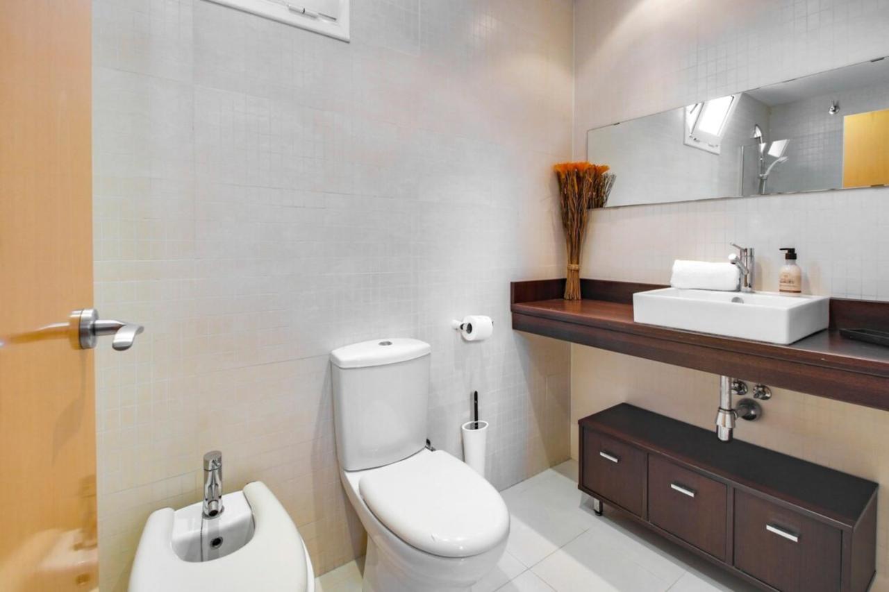 Fabulous 2 Bed With Terrace Close To Plaza Espana Apartment *